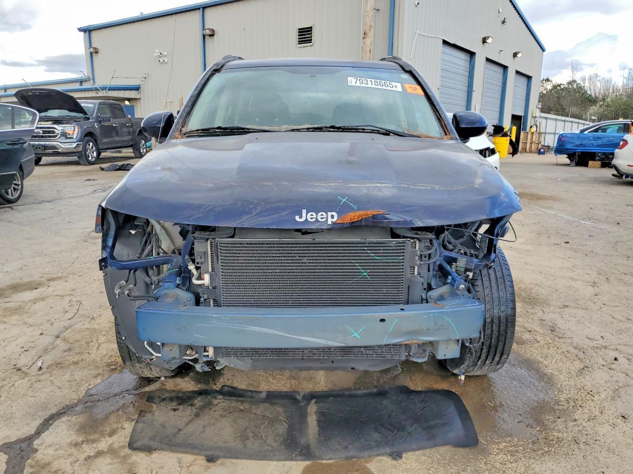 2015 Jeep Compass Latitude - Фото 5