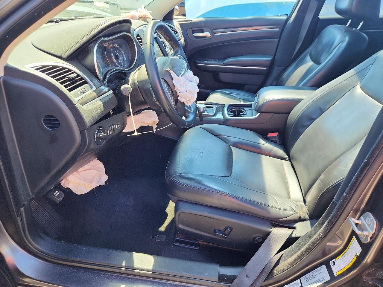 2015 Chrysler 300 Limited - Фото 7