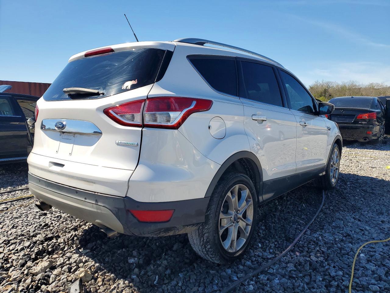 2015 Ford Escape Titanium - Фото 3