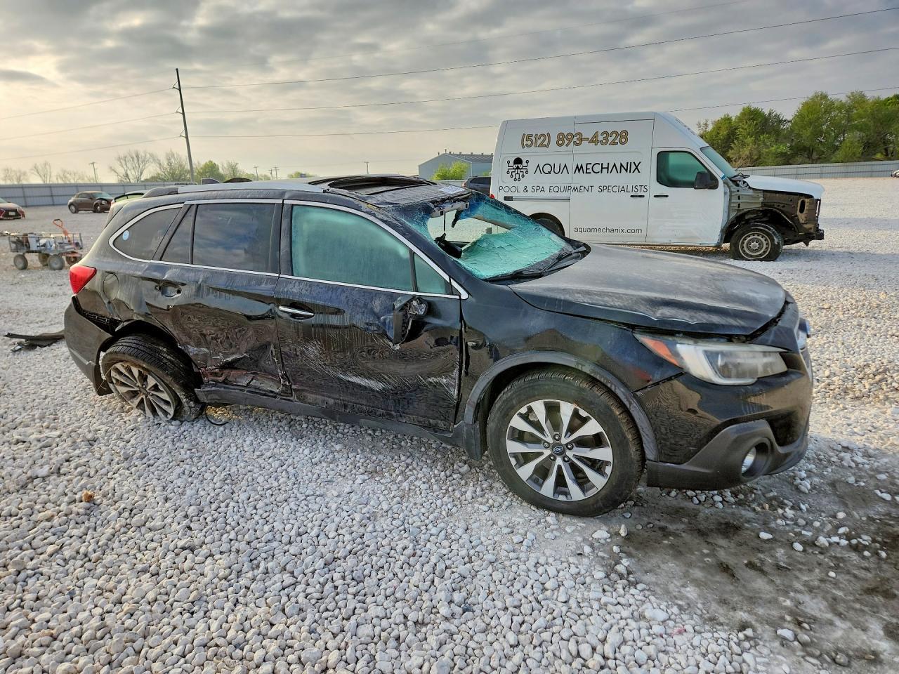 2018 Subaru Outback Touring - Image 4