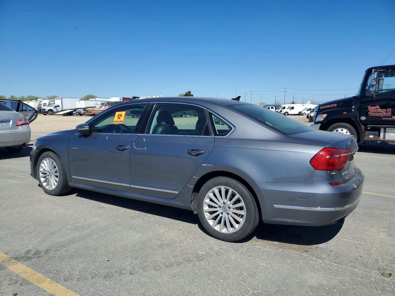 2016 Volkswagen Passat Se - Фото 2