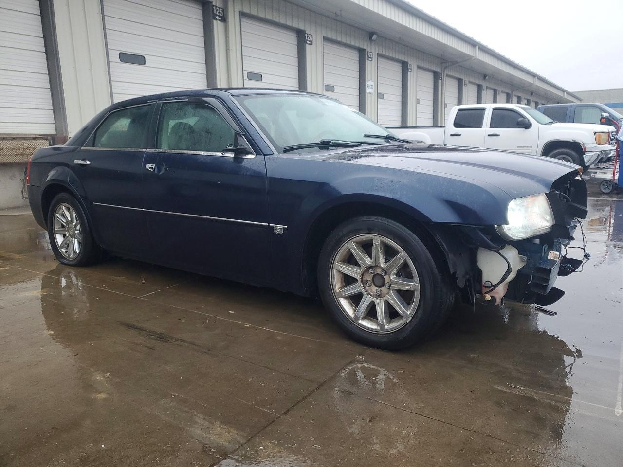 2005 Chrysler 300C - Фото 4
