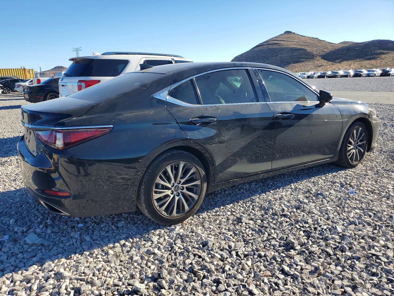 2021 Lexus Es 350 Base - Image 3