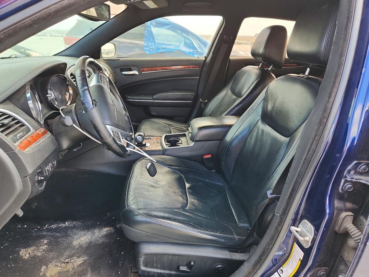 2014 Chrysler 300 - Фото 7