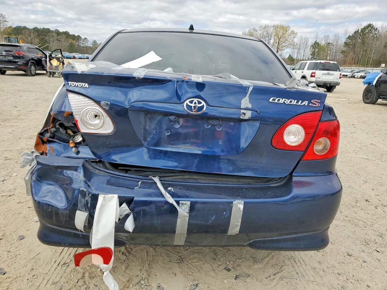 2007 Toyota Corolla S - Image 6