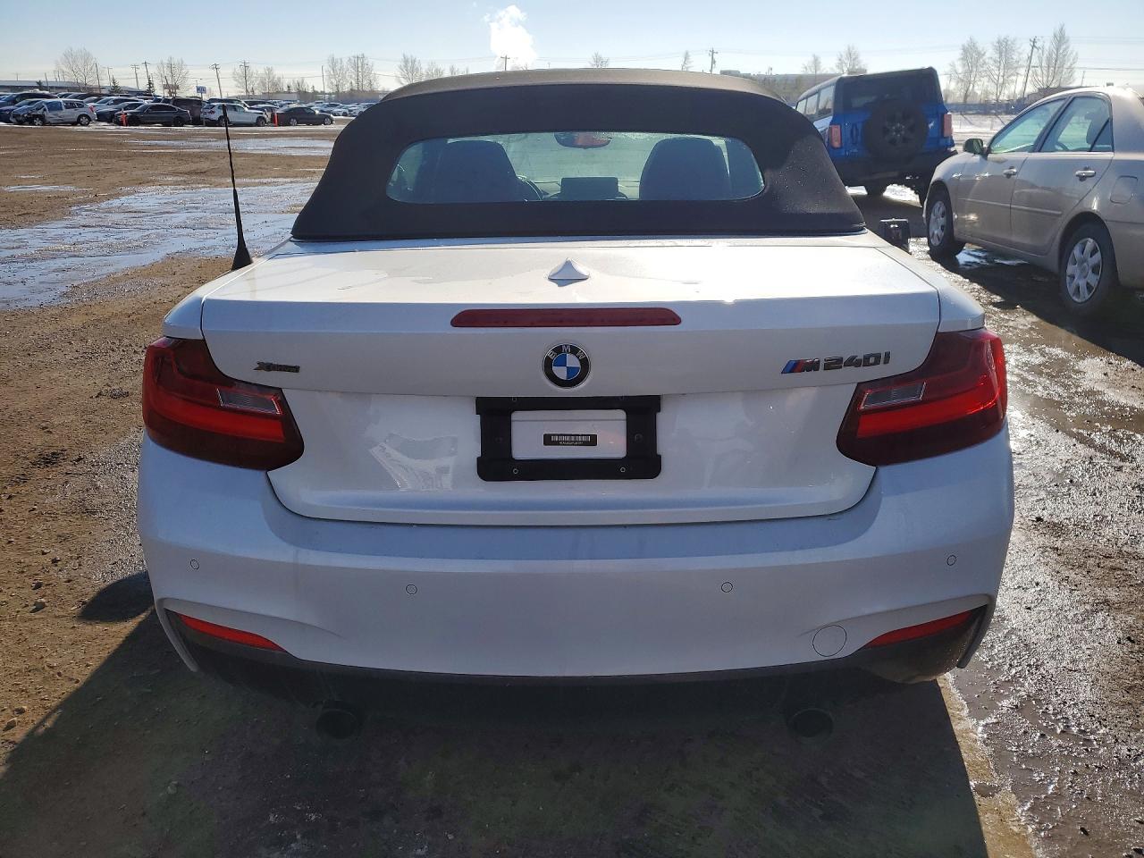 2017 BMW M240Xi - Фото 6
