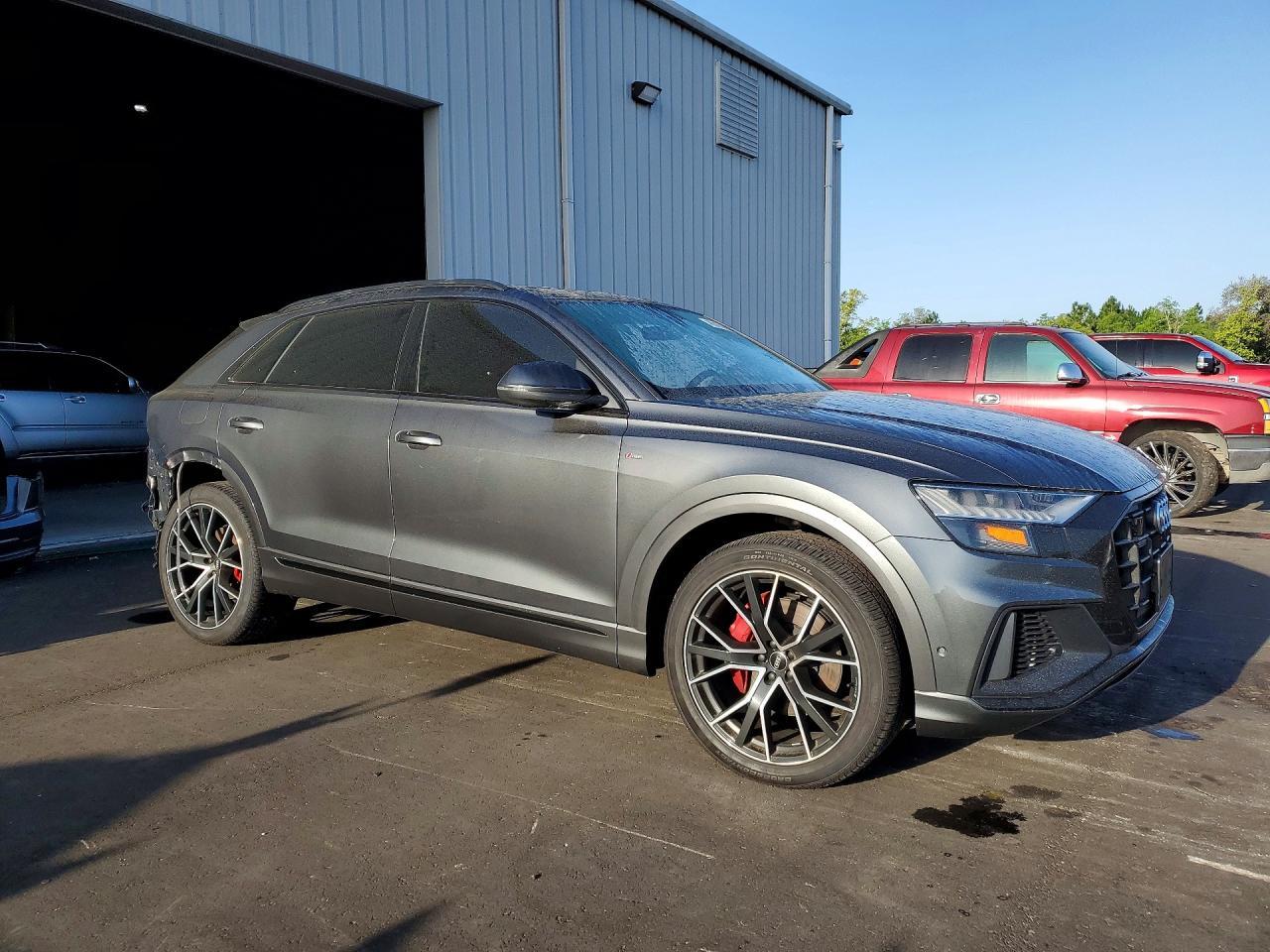 2019 Audi Q8 Prestige S-Line - Image 4
