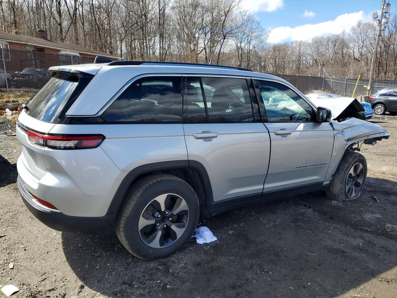 2023 Jeep Grand Cherokee Limited 4Xe - Фото 3