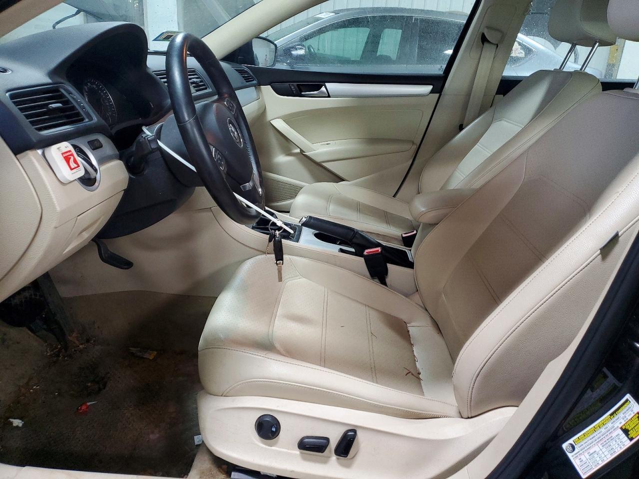 2013 Volkswagen Passat Se - Фото 7