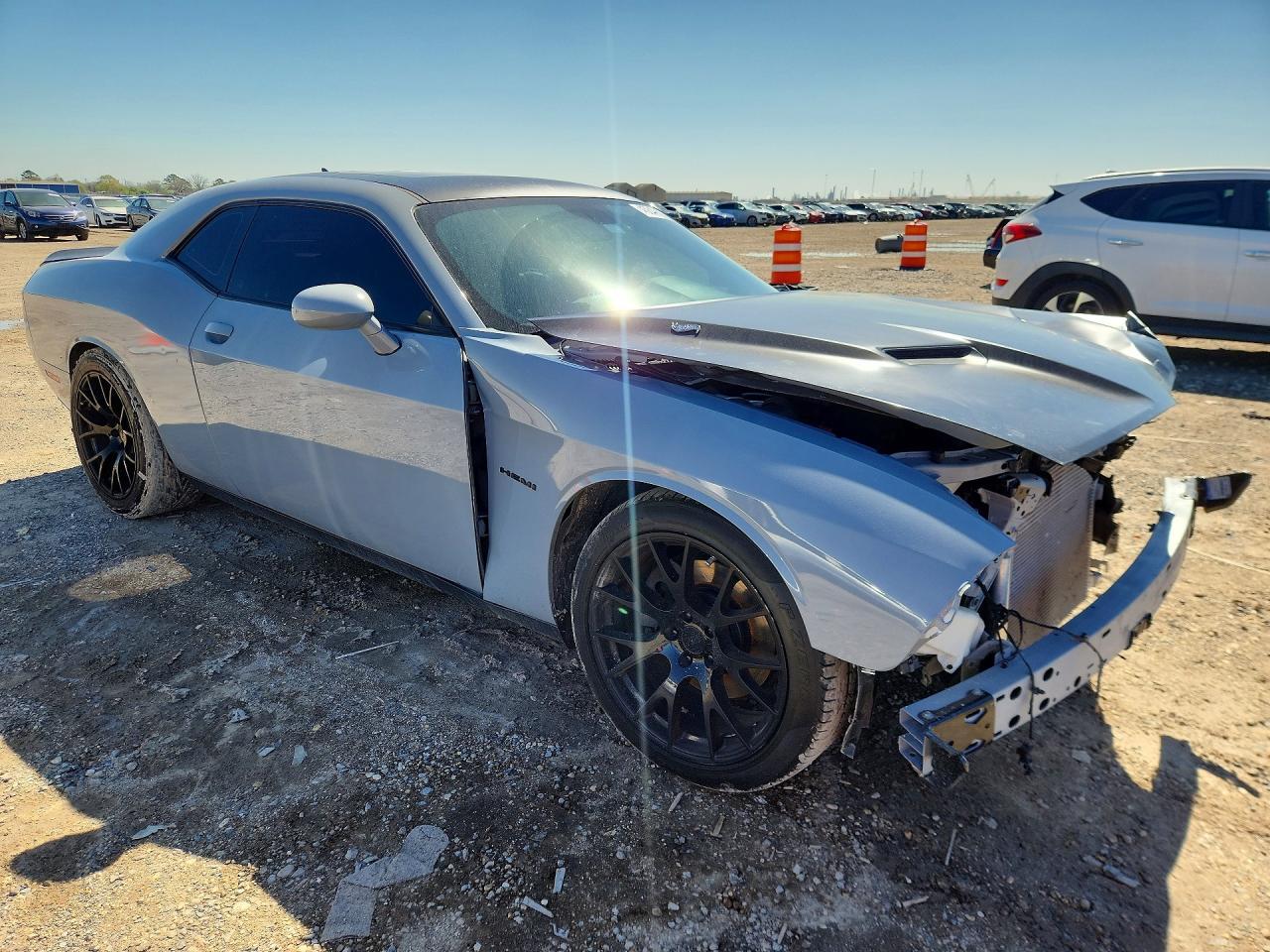2020 Dodge Challenger R - Image 4
