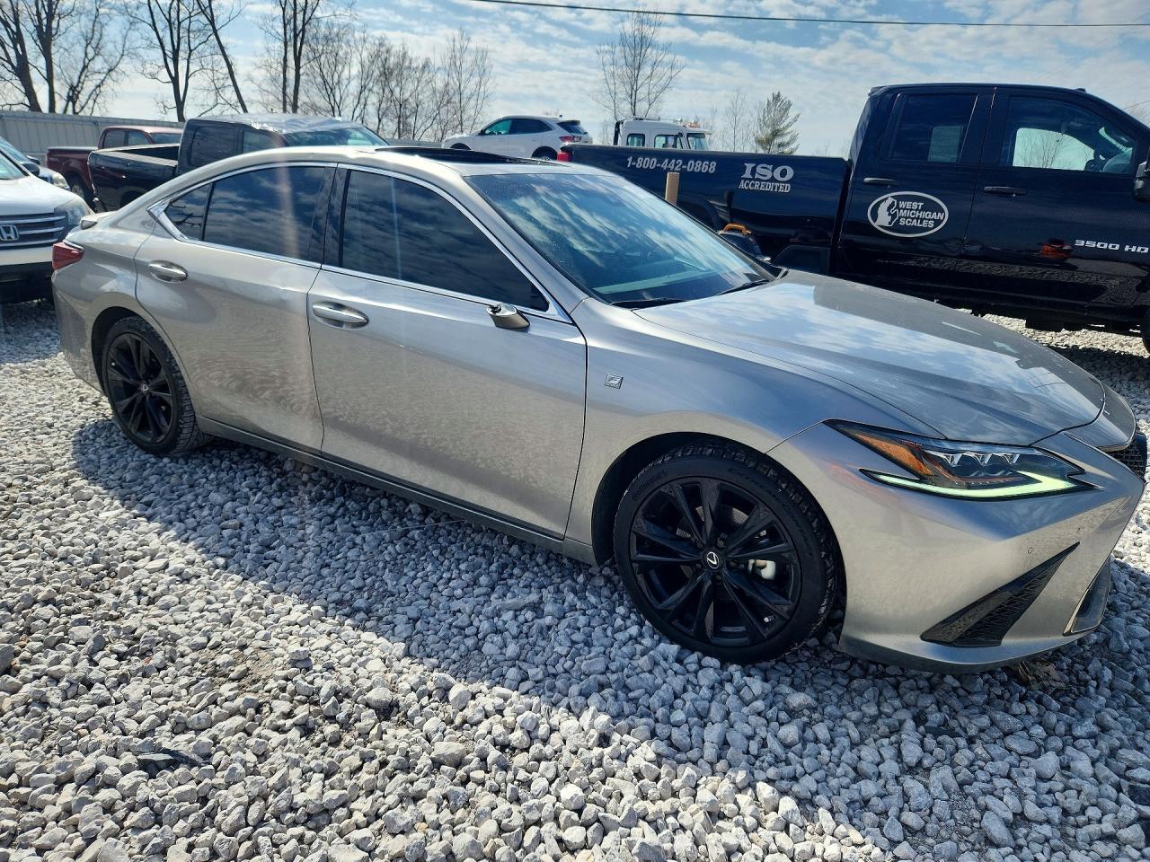 2021 Lexus Es 350 F Sport - Фото 4