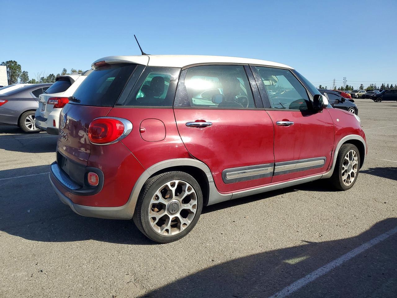 2015 Fiat 500L Trekking - Фото 3
