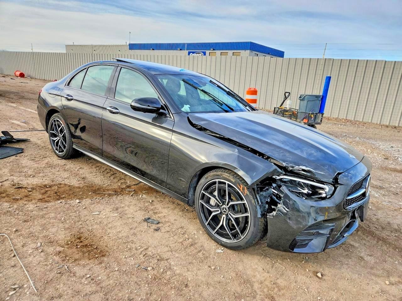 2021 Mercedes-Benz E 350 4Matic - Image 4