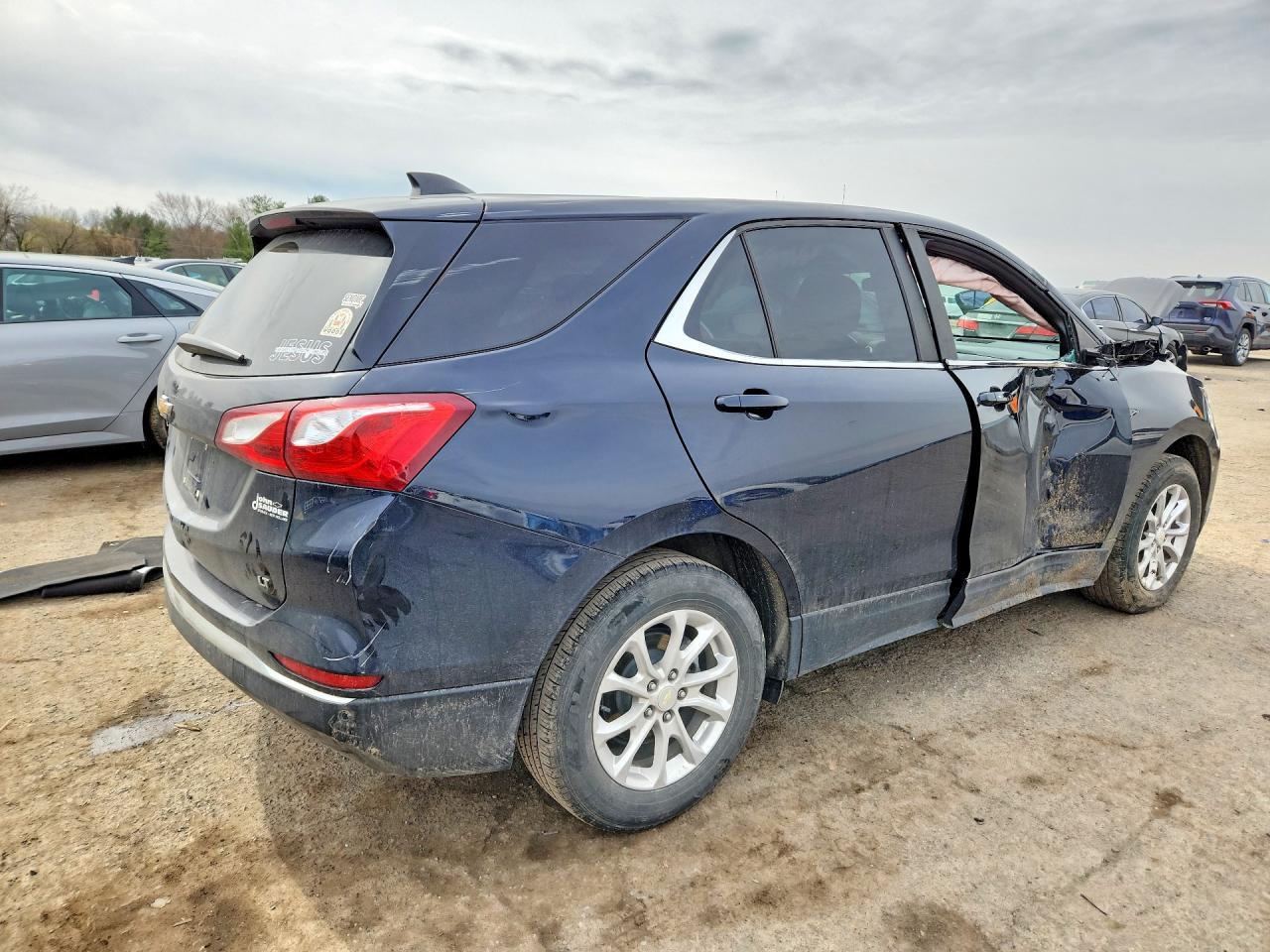 2021 Chevrolet Equinox Lt - Фото 3