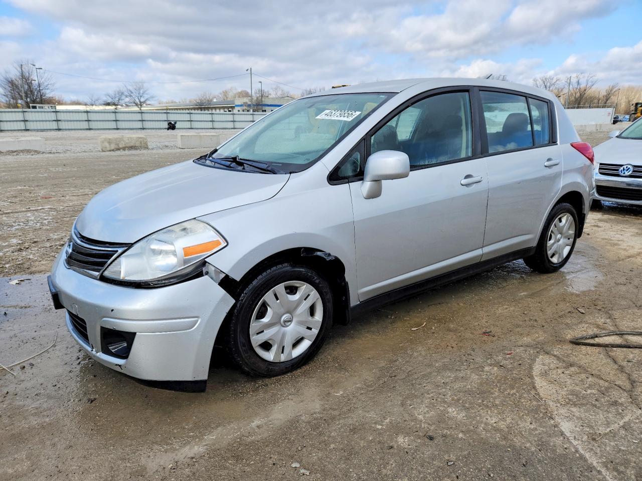 2011 Nissan Versa 1.8 S