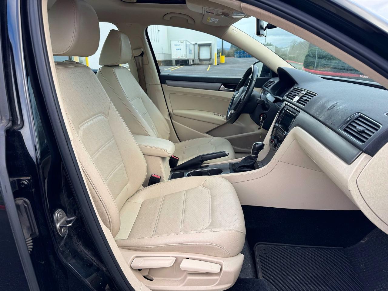 2015 Volkswagen Passat Se - Image 5