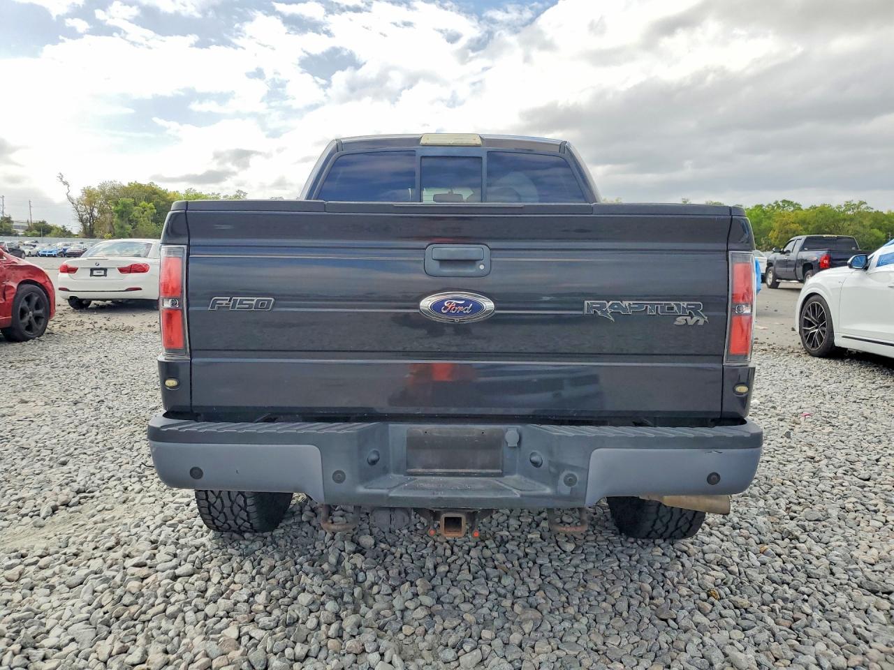 2014 Ford F150 - Image 6