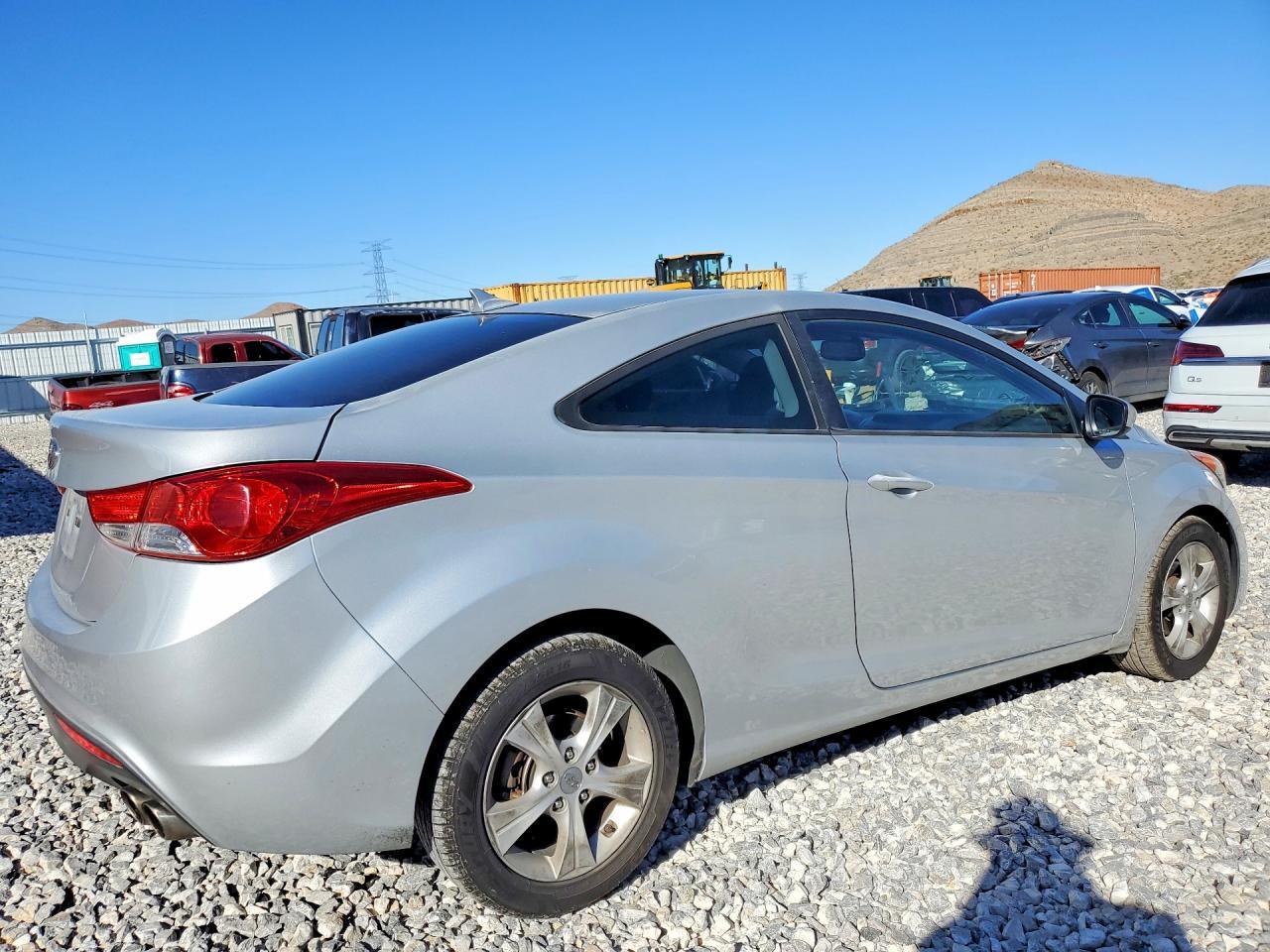 2013 Hyundai Elantra Coupe Gs - Фото 3