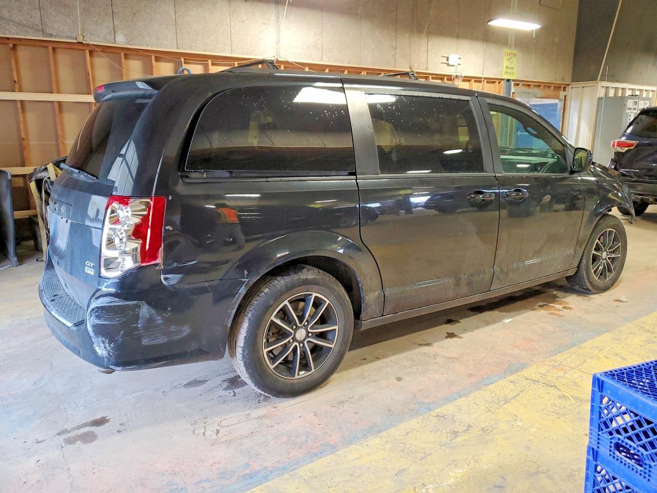 2018 Dodge Grand Caravan Gt - Image 3