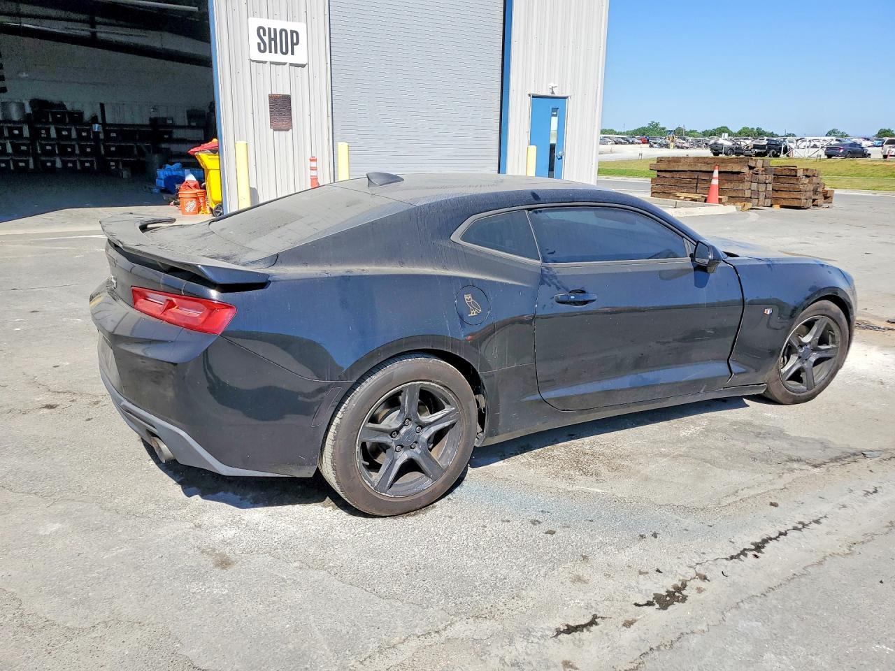 2016 Chevrolet Camaro Lt - Image 3