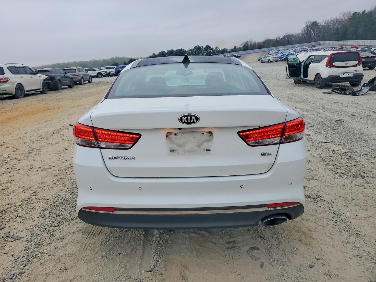 2016 Kia Optima Ex - Image 6
