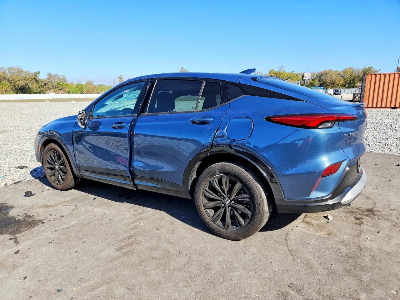 2024 Buick Envista Sport Touring - Image 2