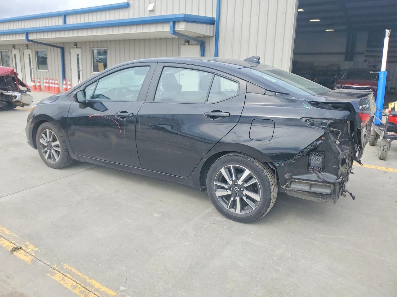 2021 Nissan Versa Sv - Фото 2