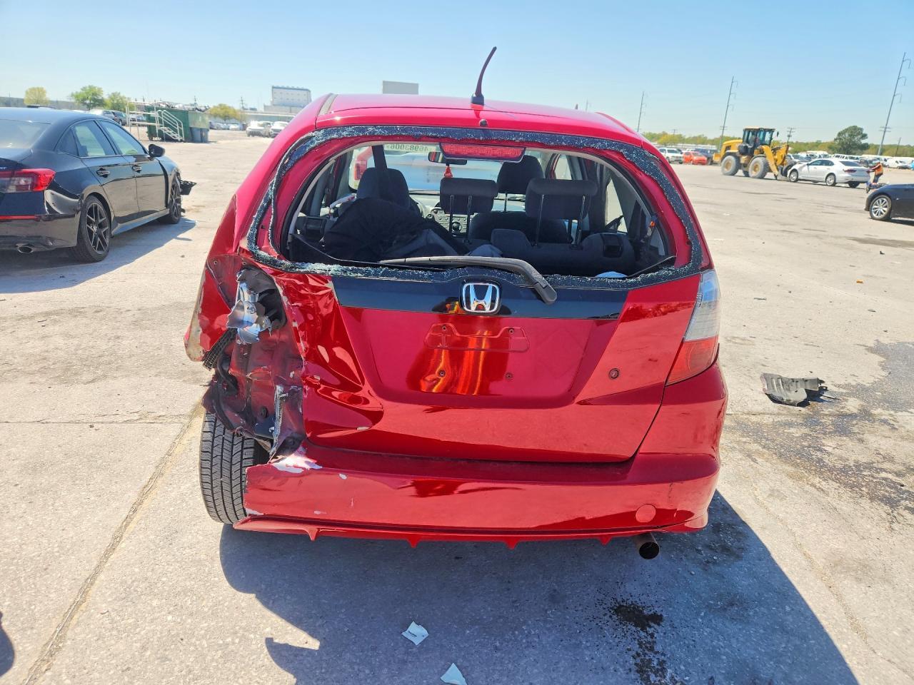 2010 Honda Fit - Image 6
