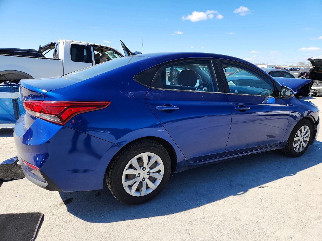 2019 Hyundai Accent Se - Image 3