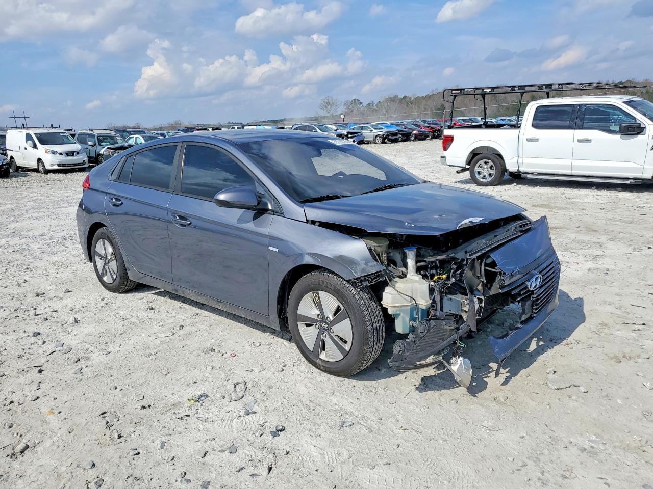 2017 Hyundai Ioniq - Фото 4
