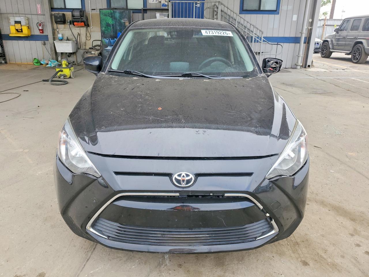 2017 Toyota Yaris Ia Base - Фото 5