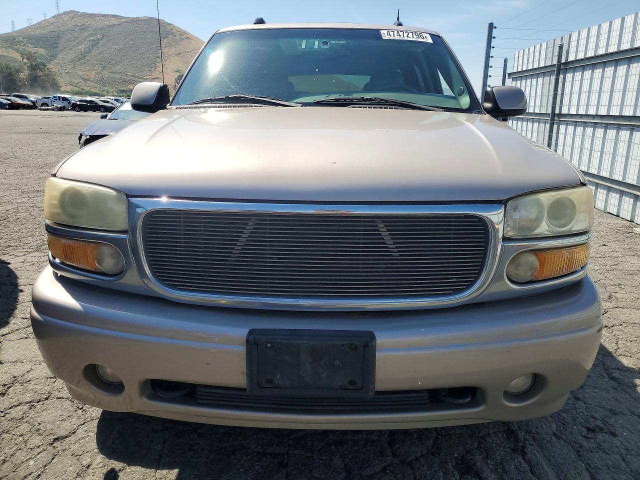 2005 GMC Yukon Xl Denali - Image 5