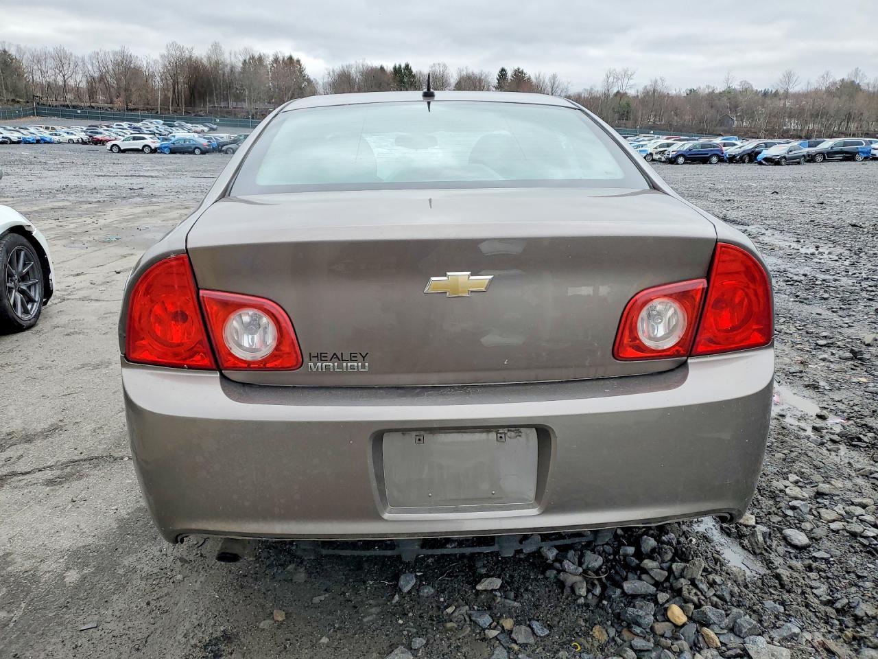 2011 Chevrolet Malibu Ls - Image 6