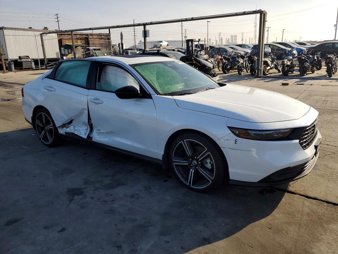 2025 Honda Accord Hybrid Sport - Image 4