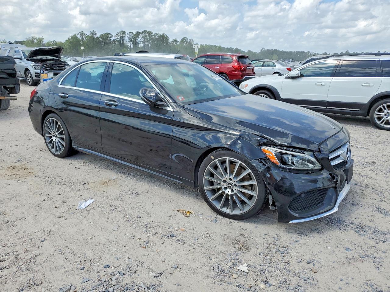 2018 Mercedes-Benz C 300 - Фото 4