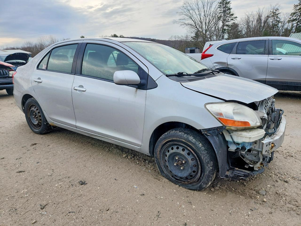 2009 Toyota Yaris Base - Image 4