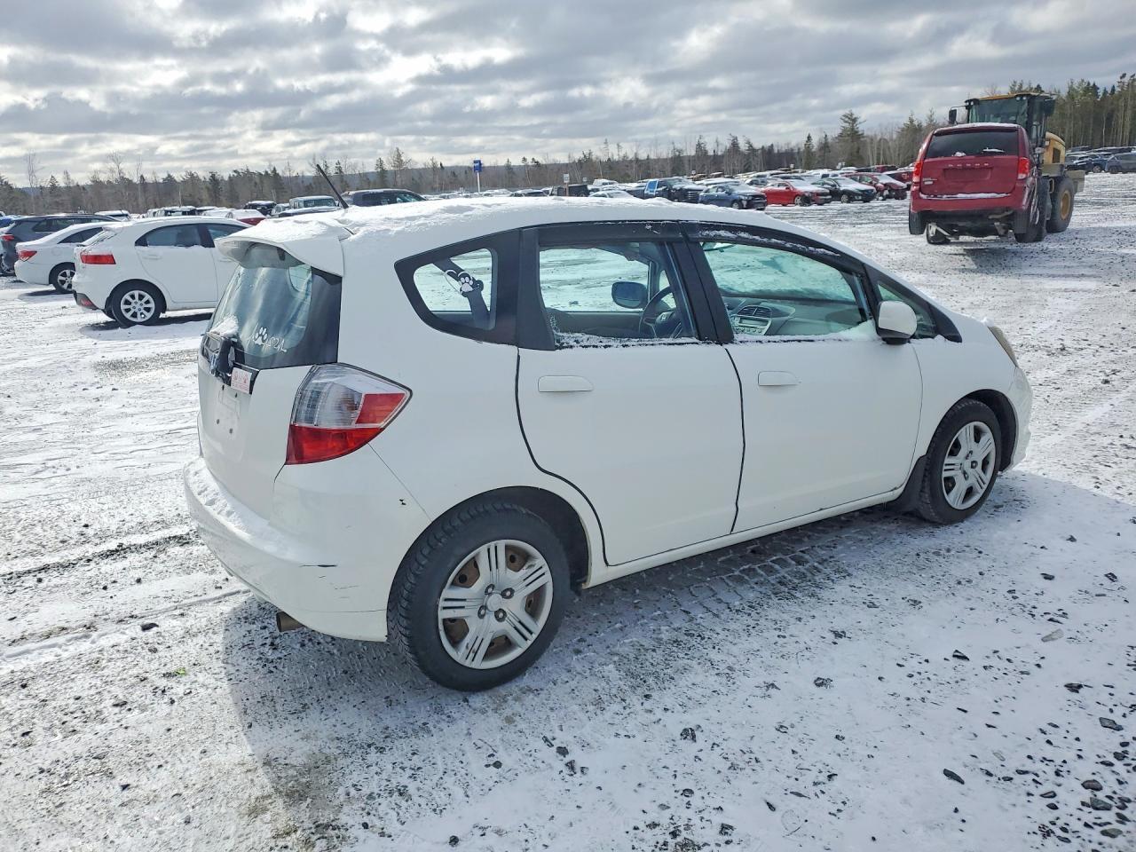 2013 Honda Fit Lx - Image 3