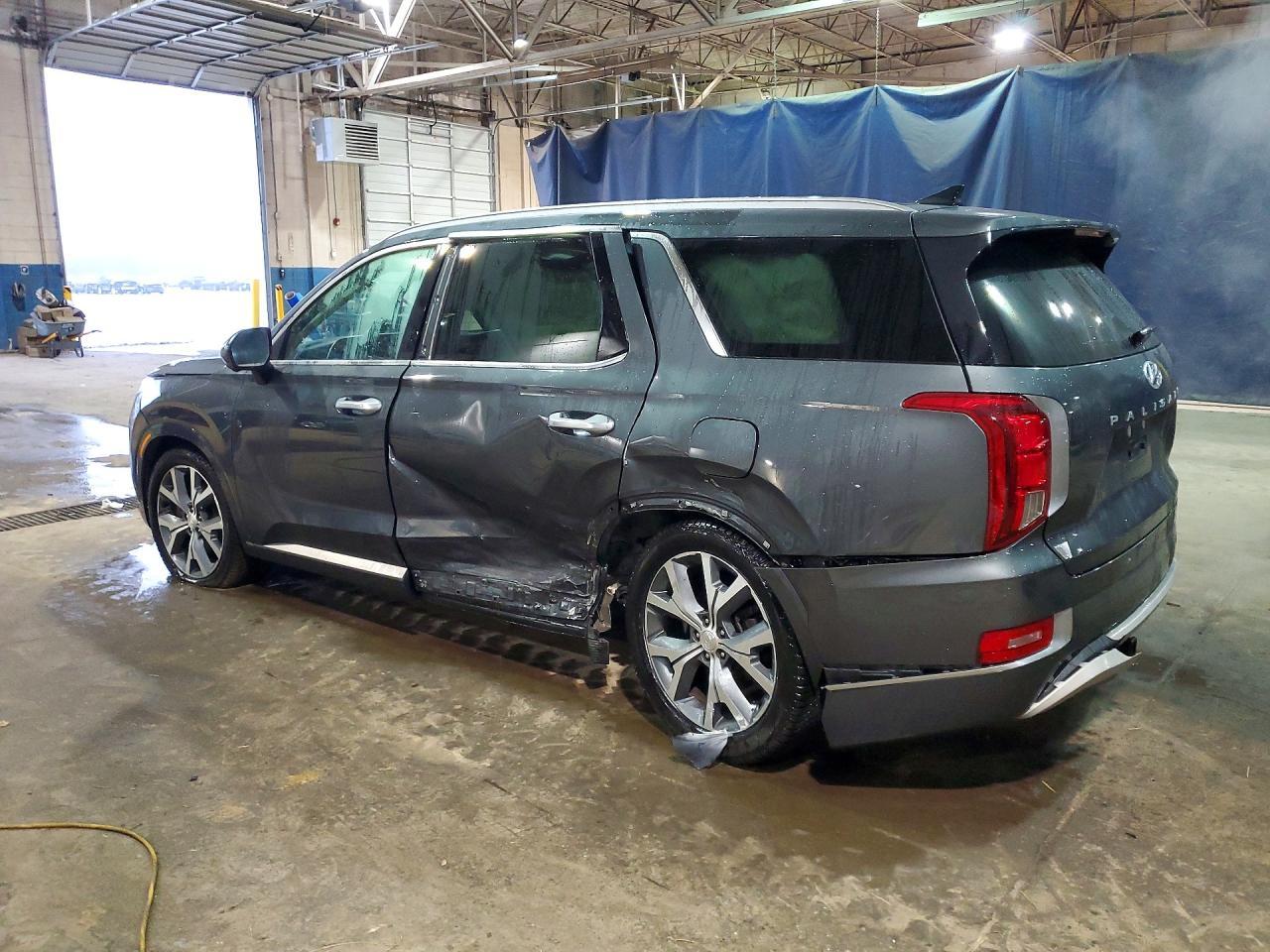 2021 Hyundai Palisade Limited - Image 2