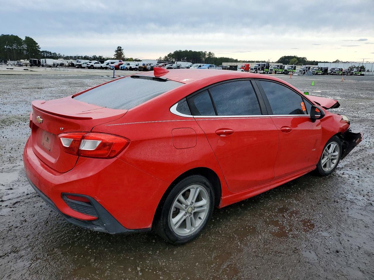 2016 Chevrolet Cruze Lt - Image 3