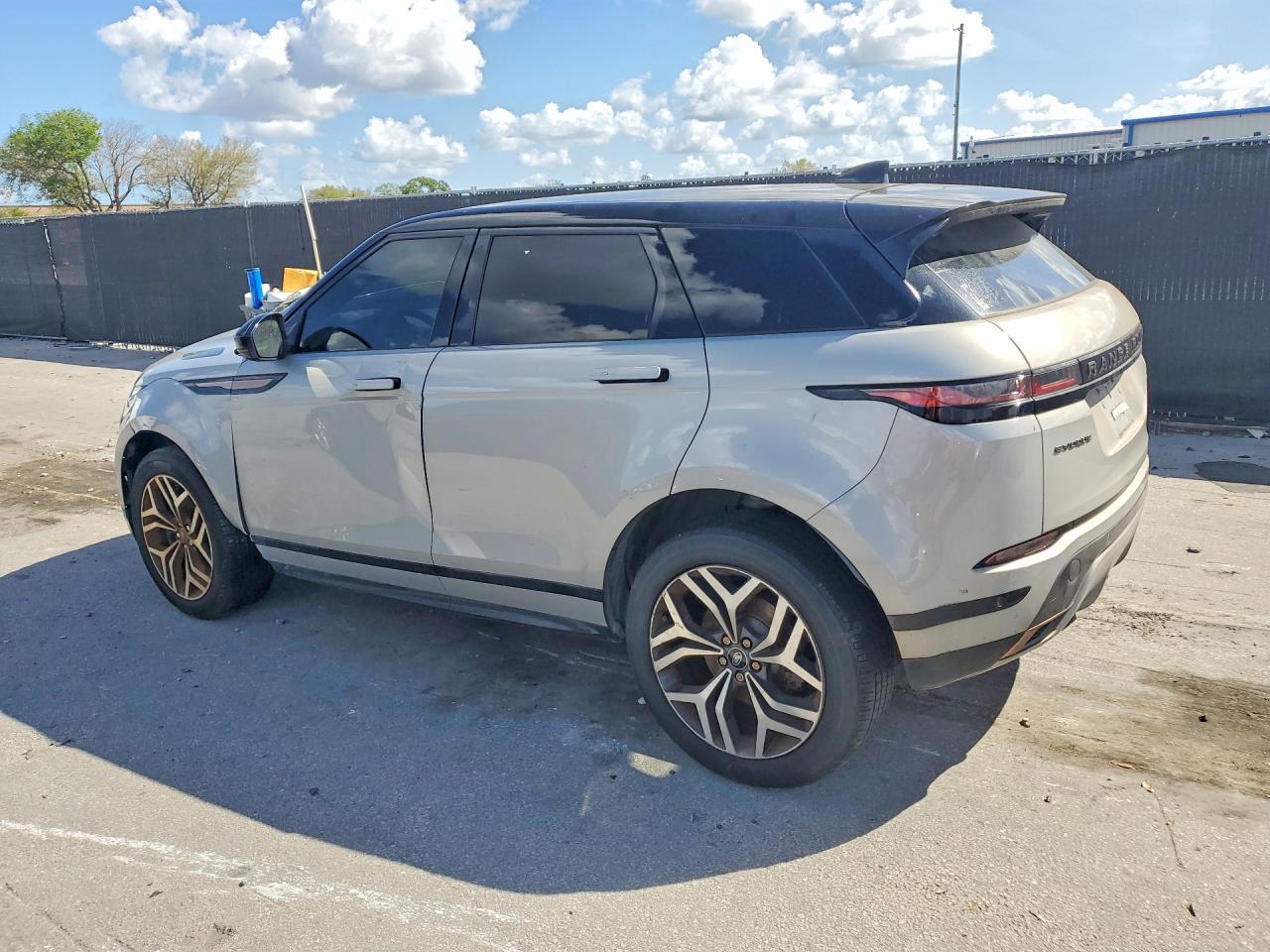 2022 Land Rover Range Rover Evoque R-Dynamic Se - Image 2