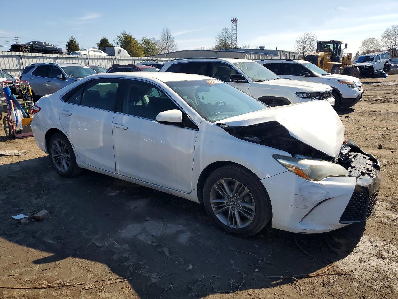 2016 Toyota Camry Se - Image 4