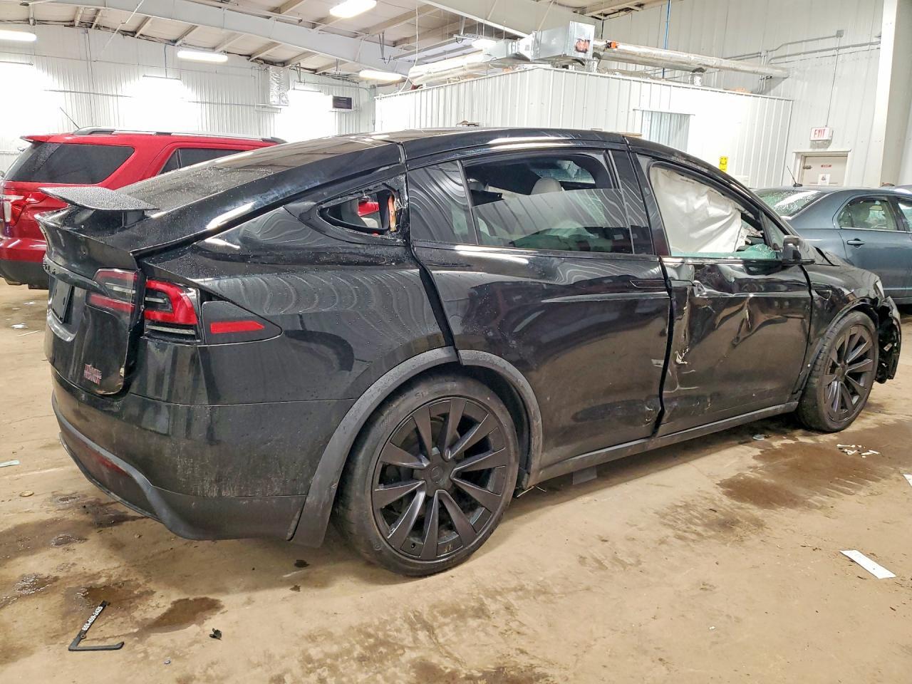 2022 Tesla Model X - Image 3