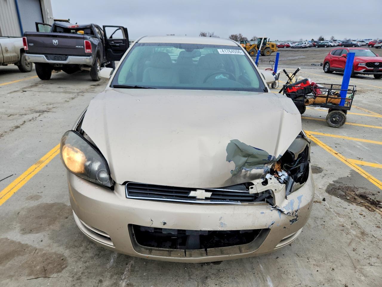 2010 Chevrolet Impala Lt - Фото 5