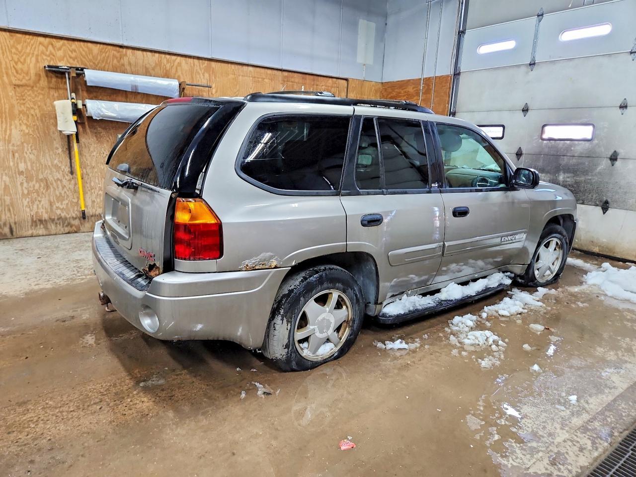 2002 GMC Envoy - Image 3