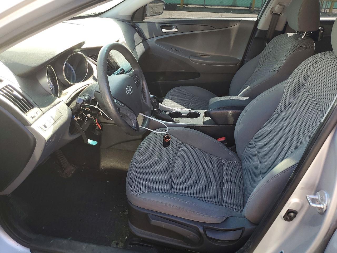 2012 Hyundai Sonata Gls - Image 7