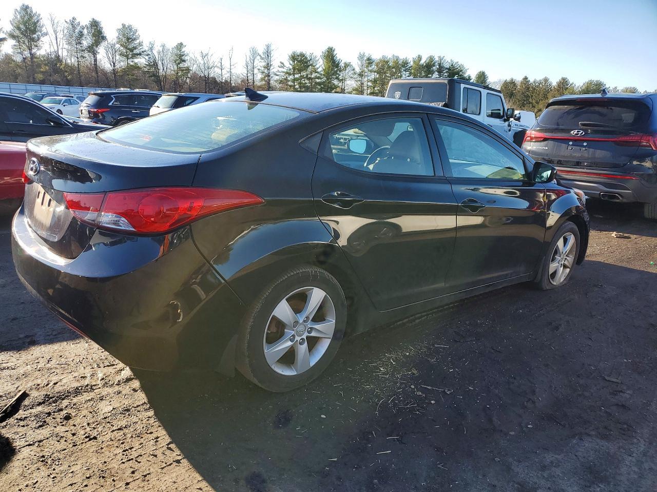 2013 Hyundai Elantra Gls - Фото 3