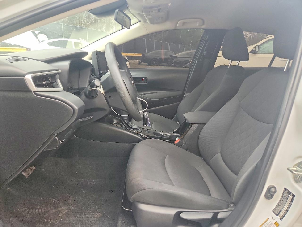 2022 Toyota Corolla Le - Image 7