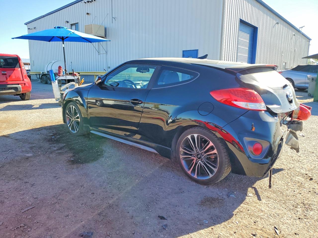 2016 Hyundai Veloster Turbo - Фото 2