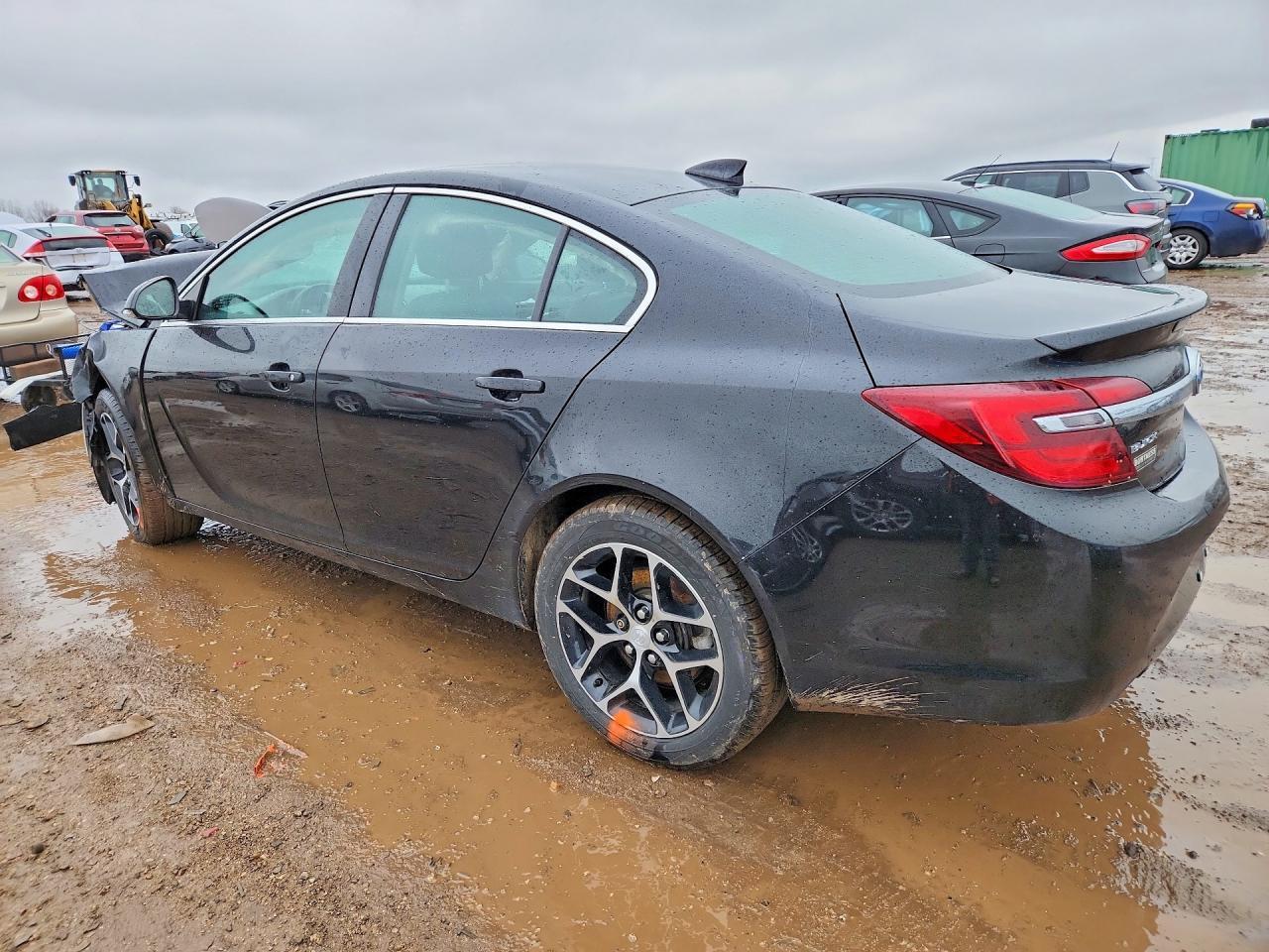 2017 Buick Regal Sport Touring - Фото 2