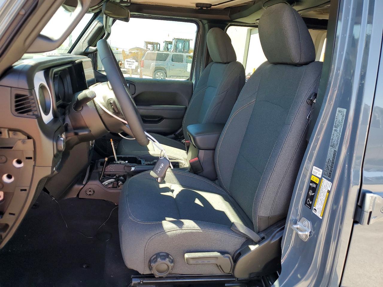 2025 Jeep Wrangler Sport 4Xe - Image 7